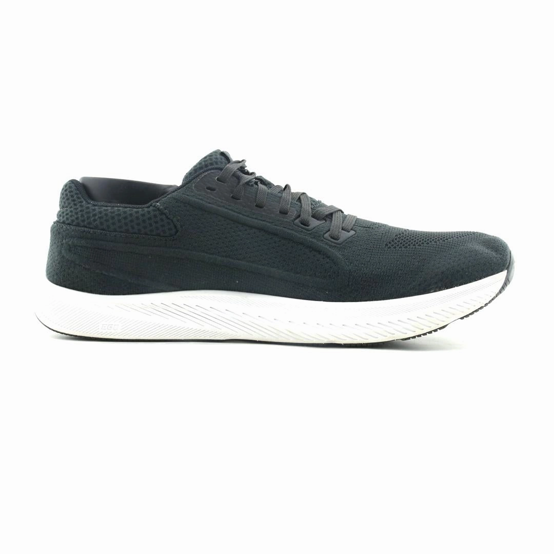 ALTRA ESCALANTE 3 lightweight athletic shoe look