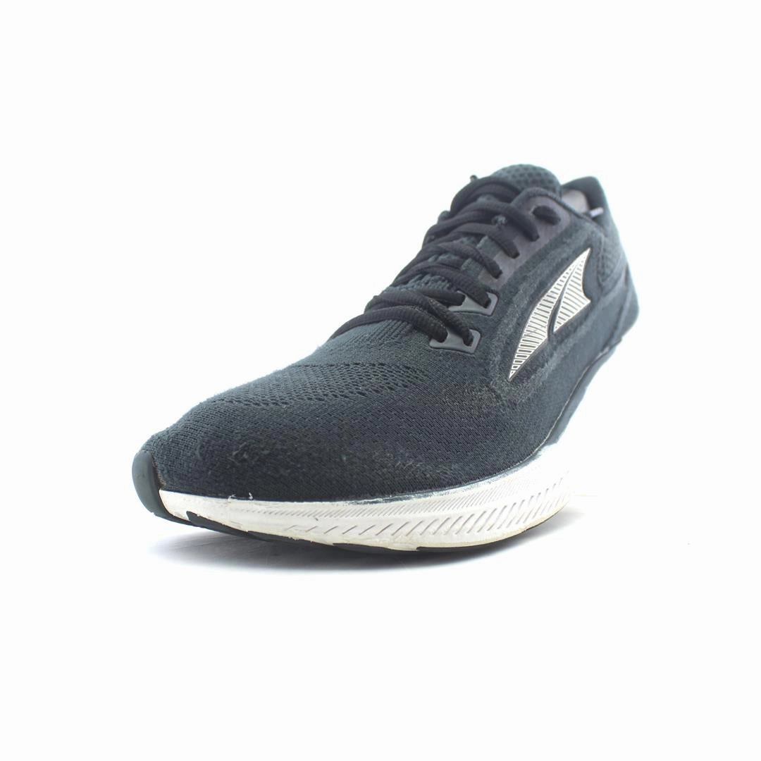 ALTRA ESCALANTE 3 lightweight athletic shoe look