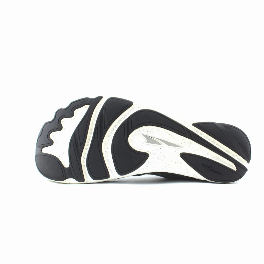 ALTRA ESCALANTE 3 lightweight athletic shoe look