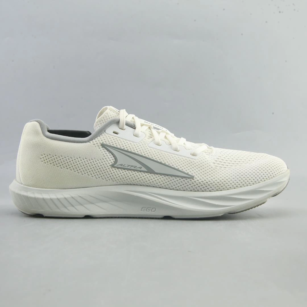 ALTRA ESCALANTE 4 lightweight athletic shoe look
