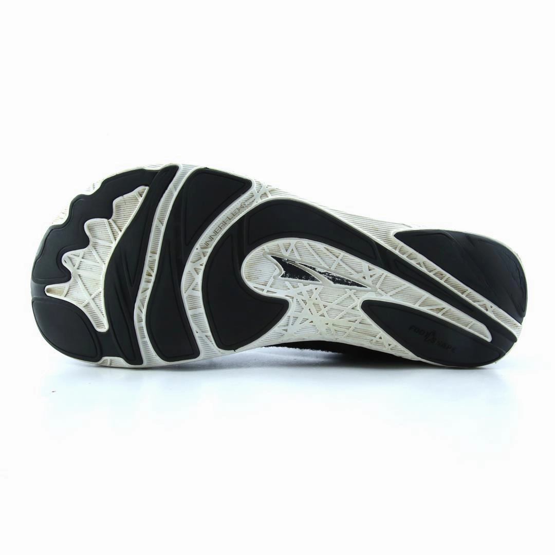 ALTRA ESCALANTE lightweight athletic shoe look