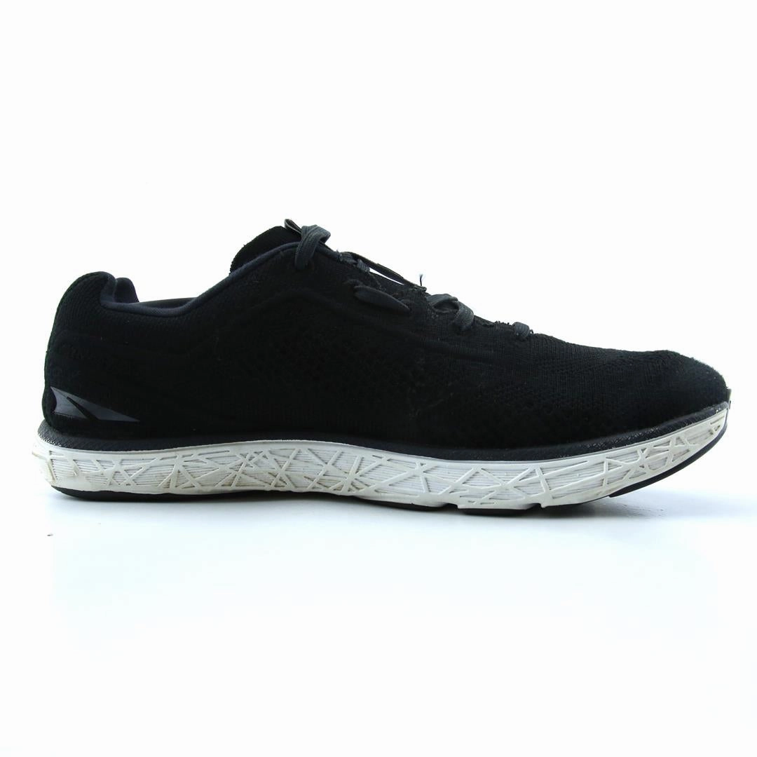 ALTRA ESCALANTE lightweight athletic shoe look