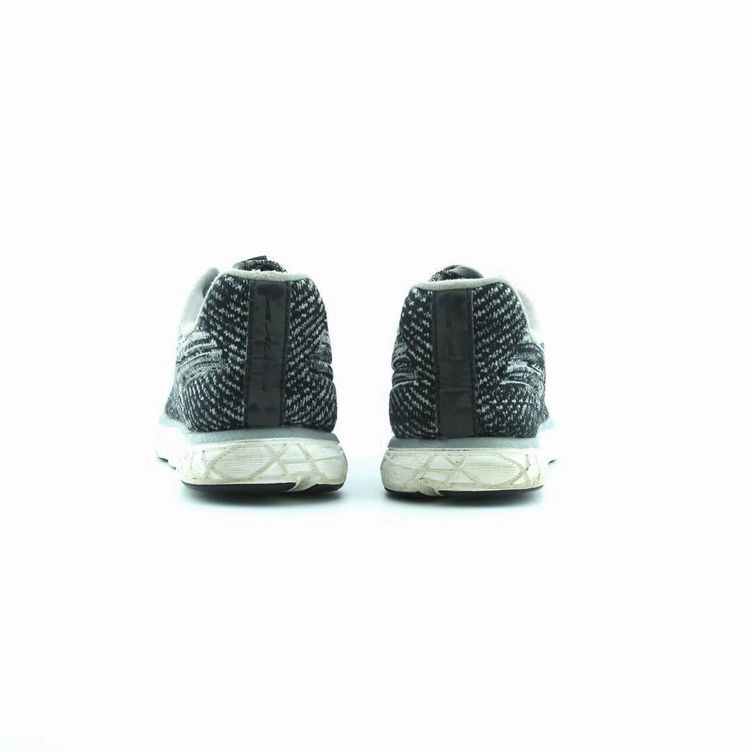 ALTRA ESCALANTE RACER 2 lightweight athletic shoe look