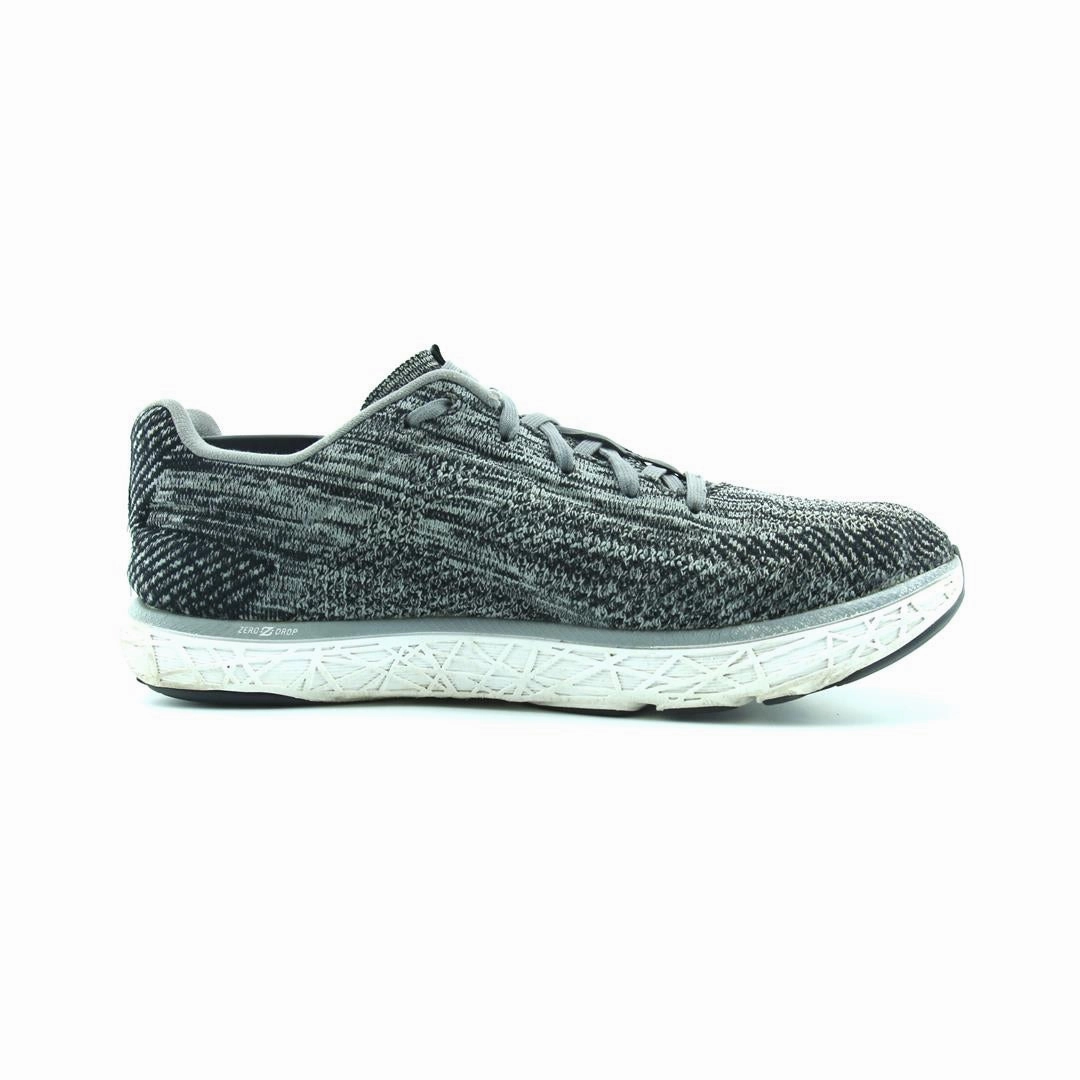 ALTRA ESCALANTE RACER 2 lightweight athletic shoe look
