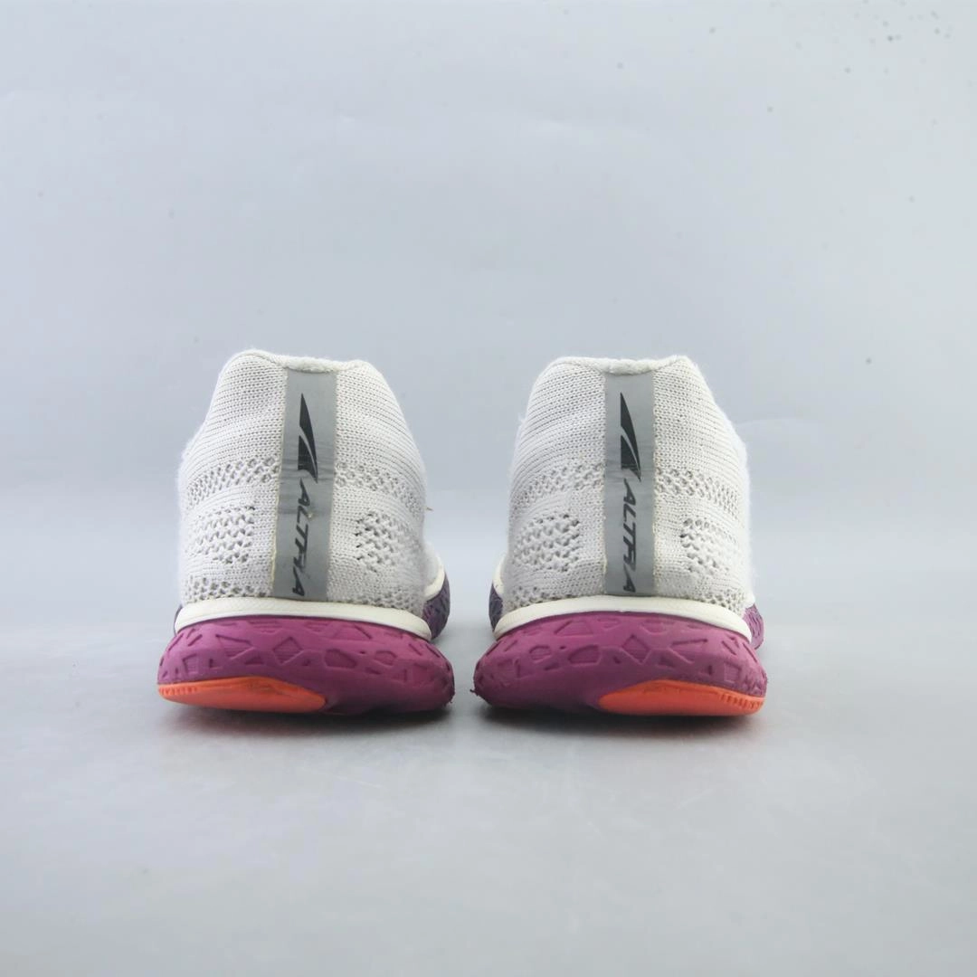 ALTRA ESCALANTE RACER lightweight athletic shoe look
