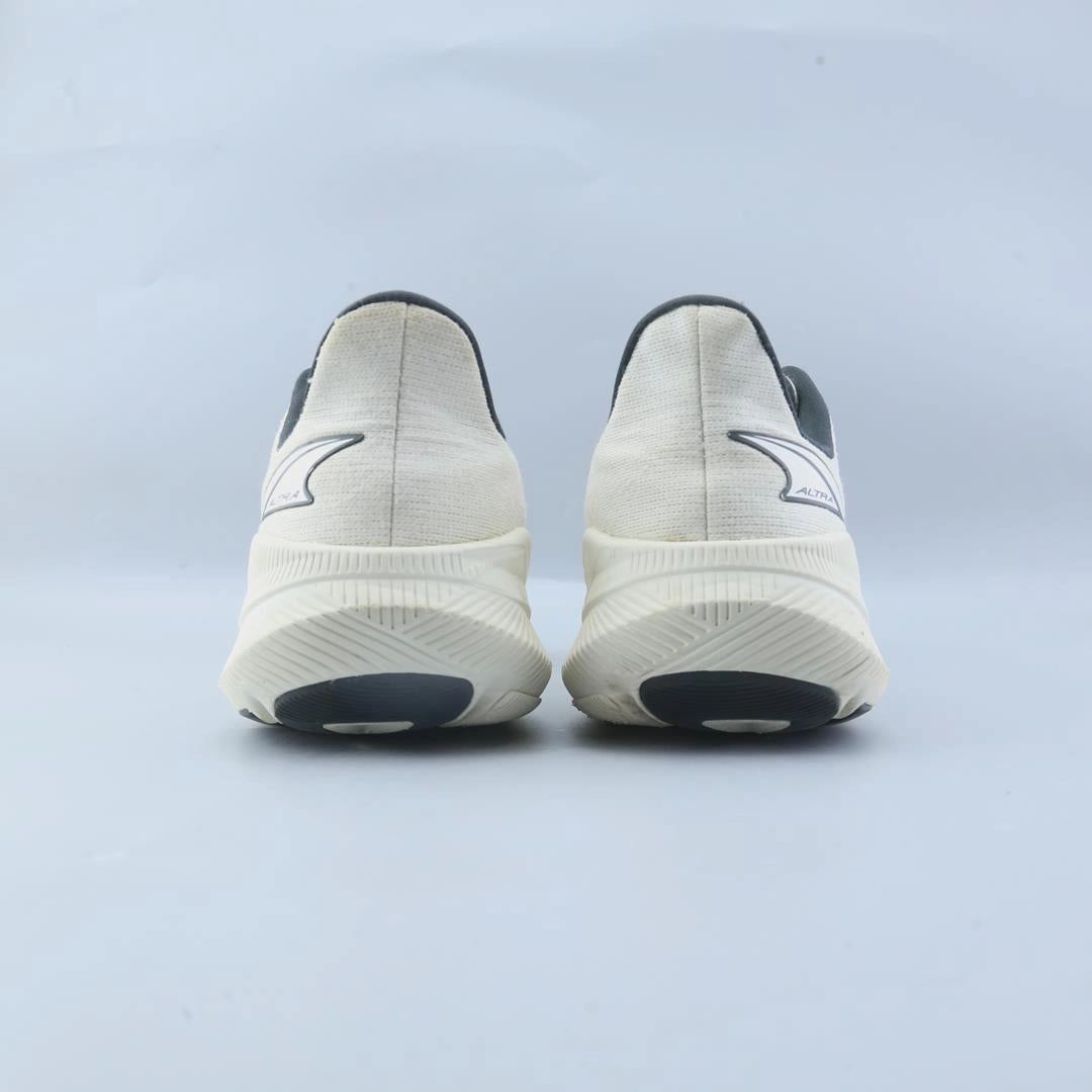 ALTRA EXPERIENCE FLOW lightweight athletic shoe look