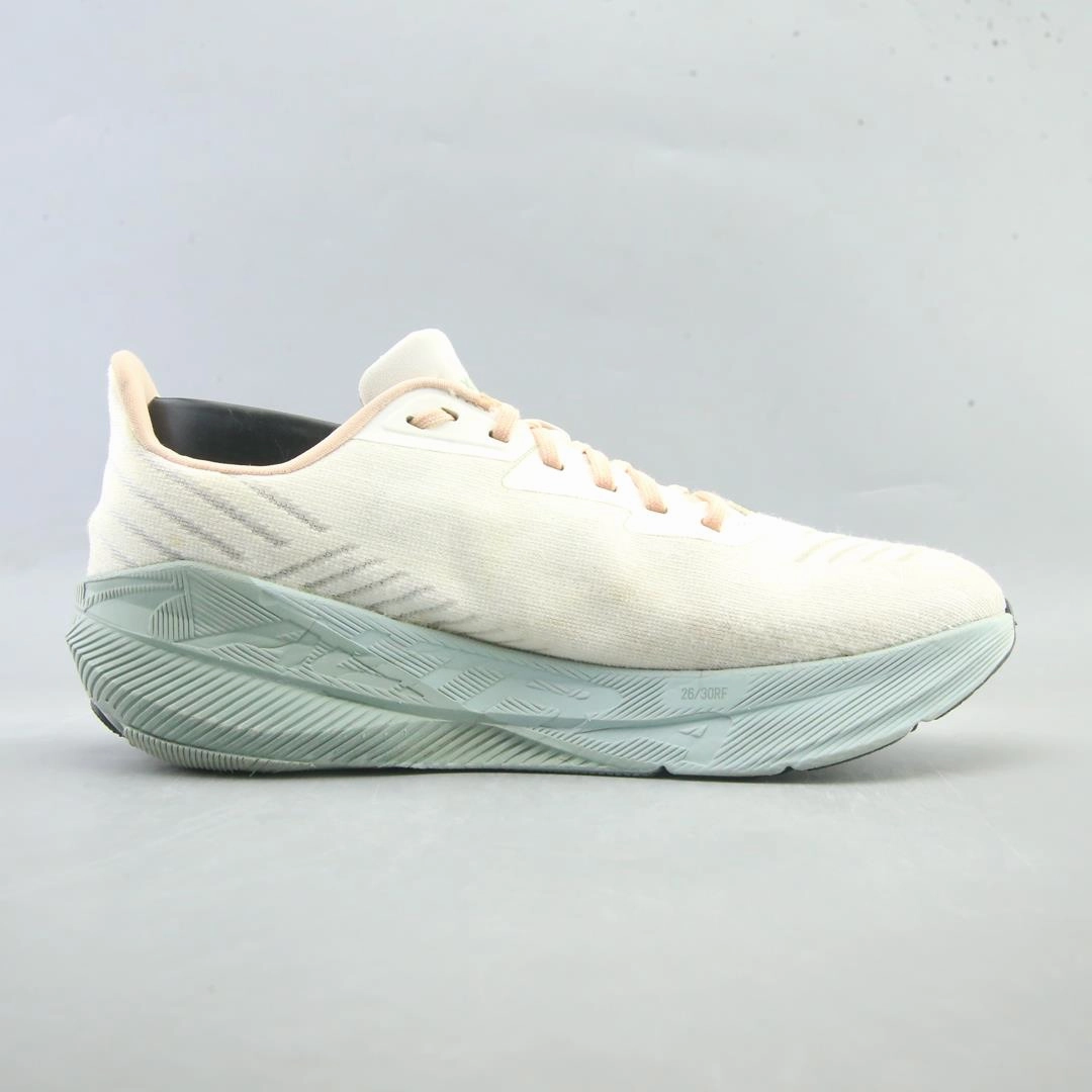 ALTRA FWD EXPERIENCE lightweight athletic shoe look