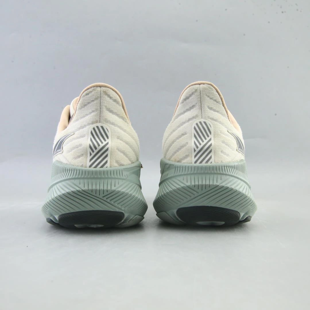 ALTRA FWD EXPERIENCE lightweight athletic shoe look