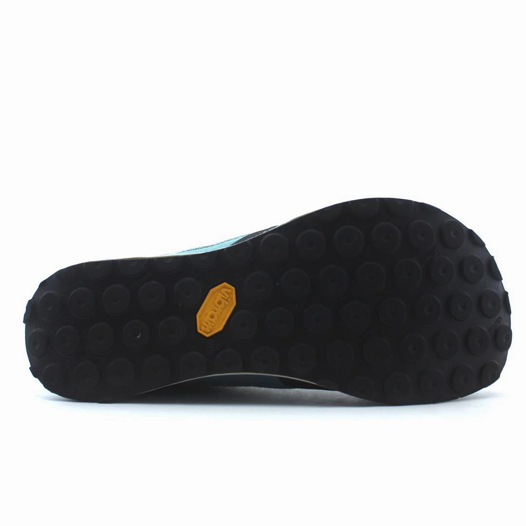 ALTRA GRAFTON lightweight athletic shoe look