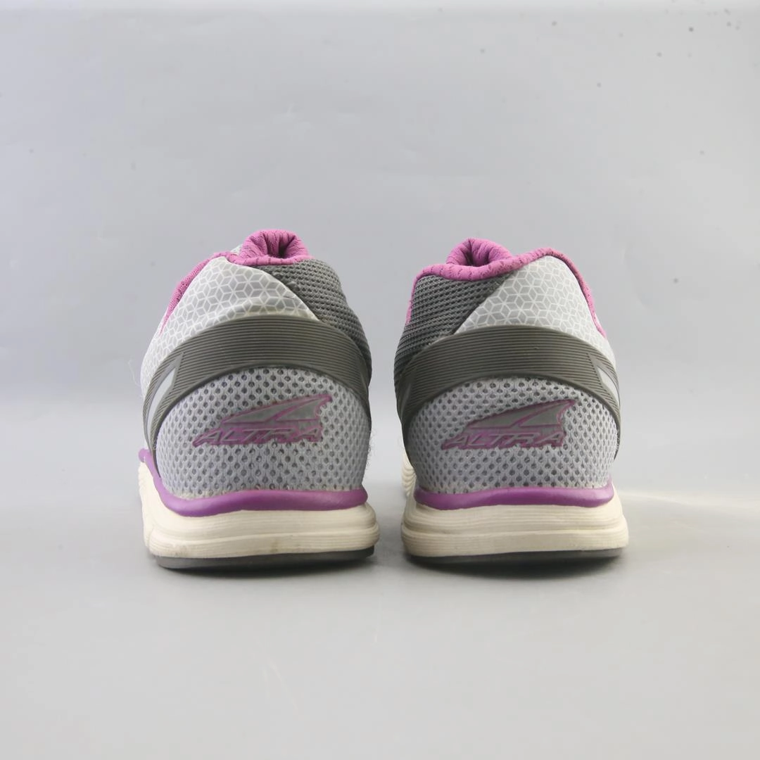 ALTRA INTUITION 3.5 lightweight athletic shoe look