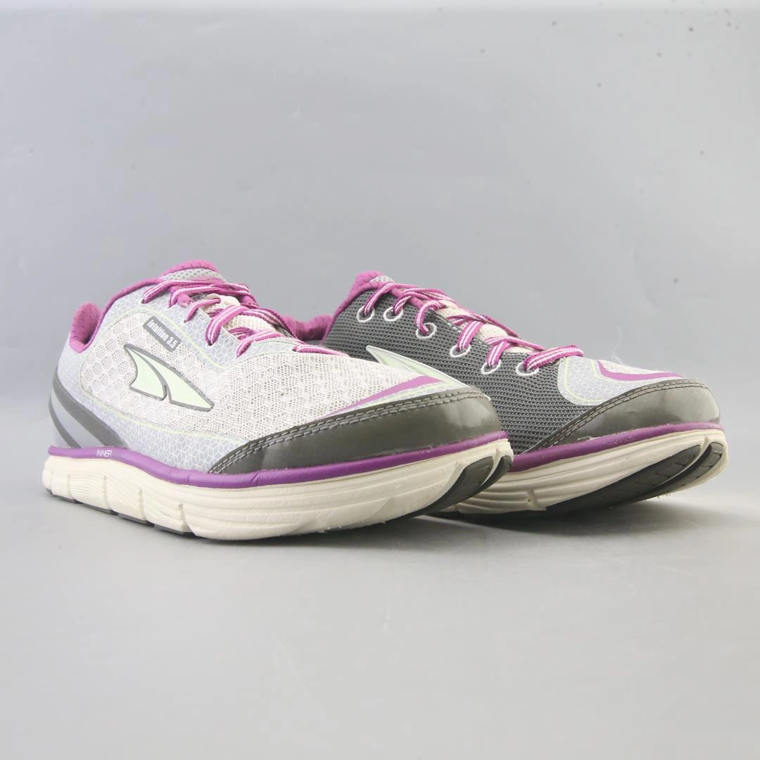 ALTRA INTUITION 3.5 lightweight athletic shoe look