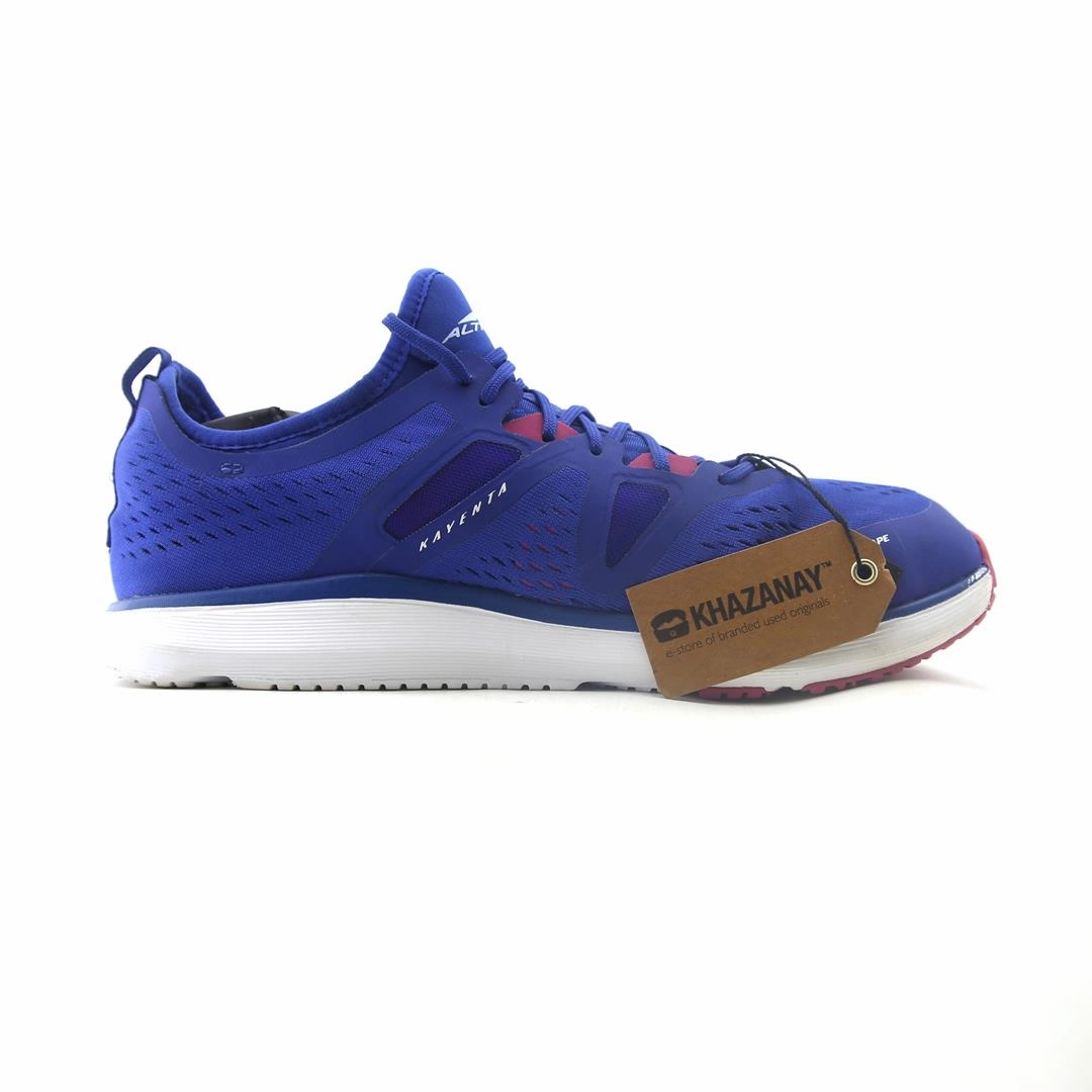 ALTRA KAYENTA lightweight athletic shoe look