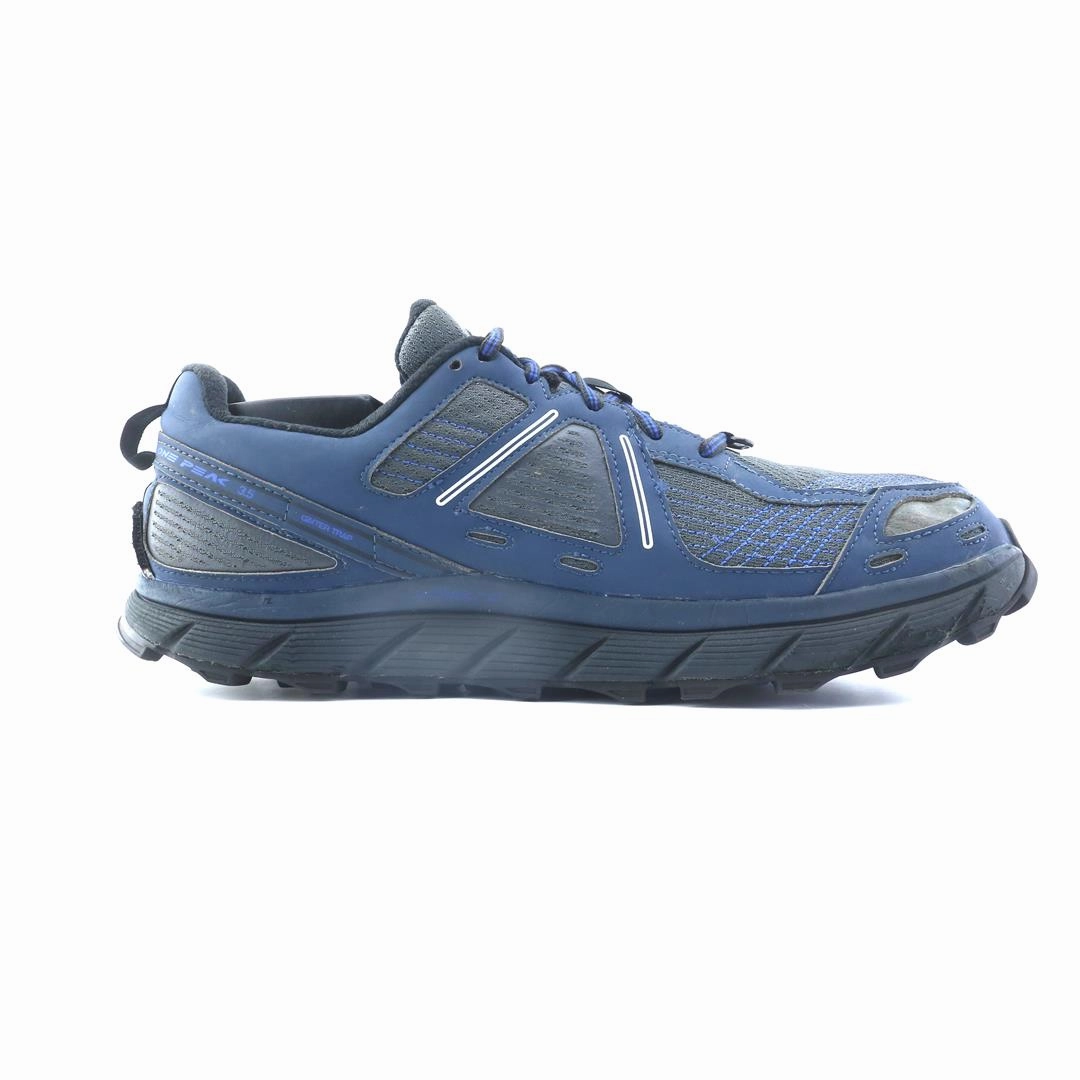 ALTRA LONE PEAK 3.5 lightweight athletic shoe look