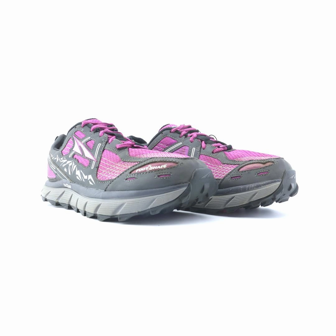 ALTRA LONE PEAK 3.5 lightweight athletic shoe look