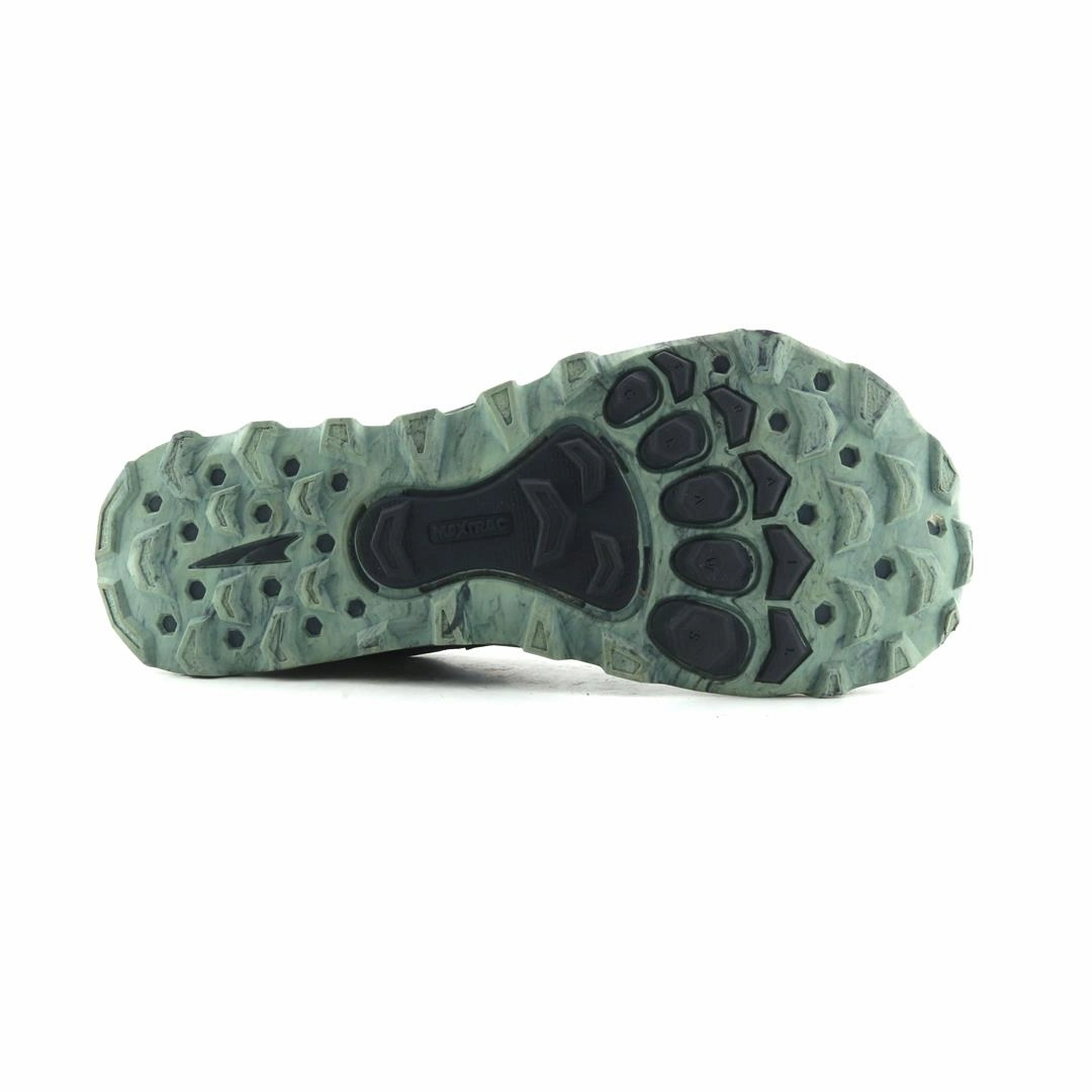 ALTRA LONE PEAK 4.5 lightweight athletic shoe look