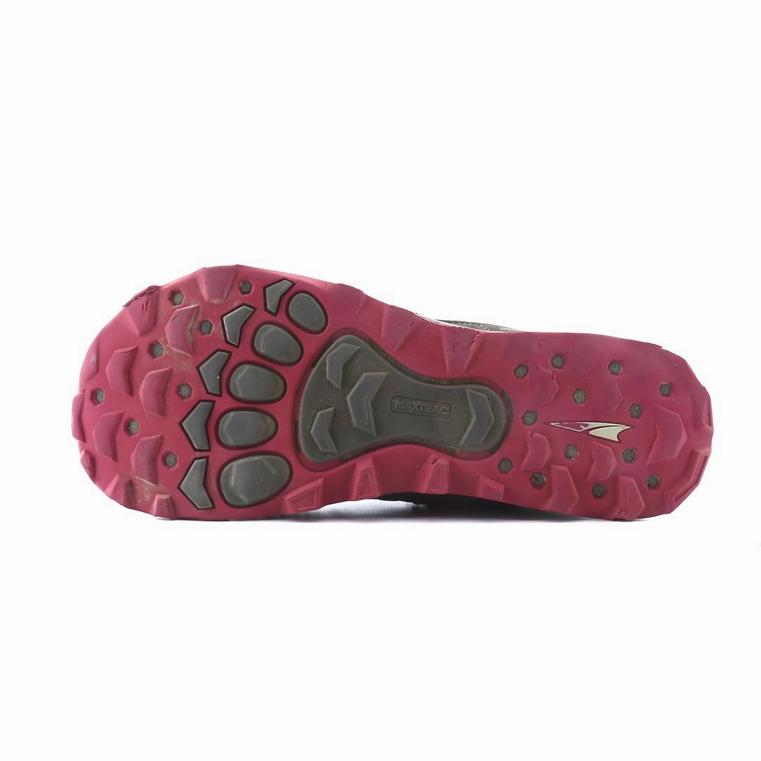ALTRA LONE PEAK 4 lightweight athletic shoe look