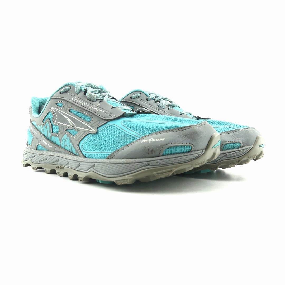 ALTRA  LONE PEAK 4 lightweight athletic shoe look