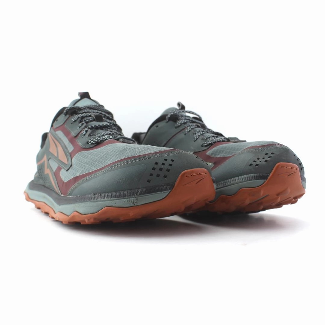 ALTRA LONE PEAK 5 lightweight athletic shoe look