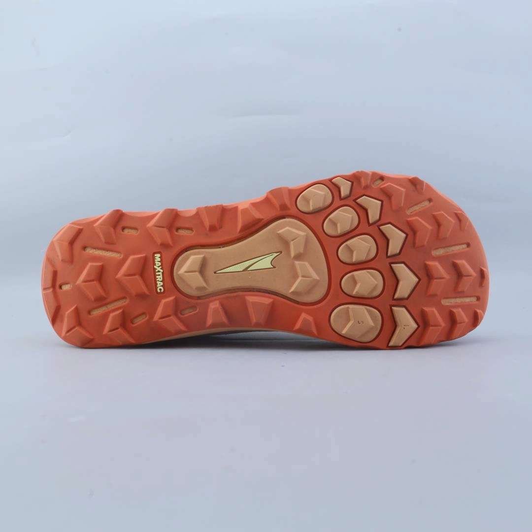ALTRA LONE PEAK 6 lightweight athletic shoe look