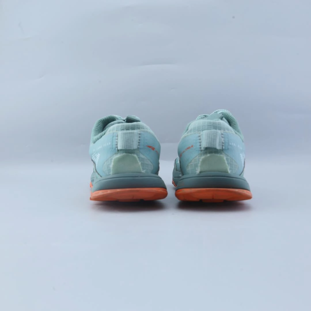 ALTRA LONE PEAK 6 lightweight athletic shoe look