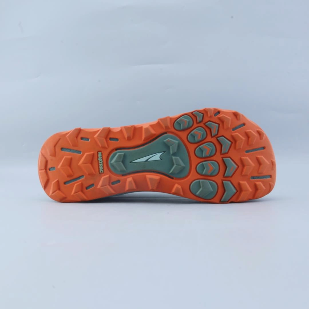 ALTRA LONE PEAK 6 lightweight athletic shoe look