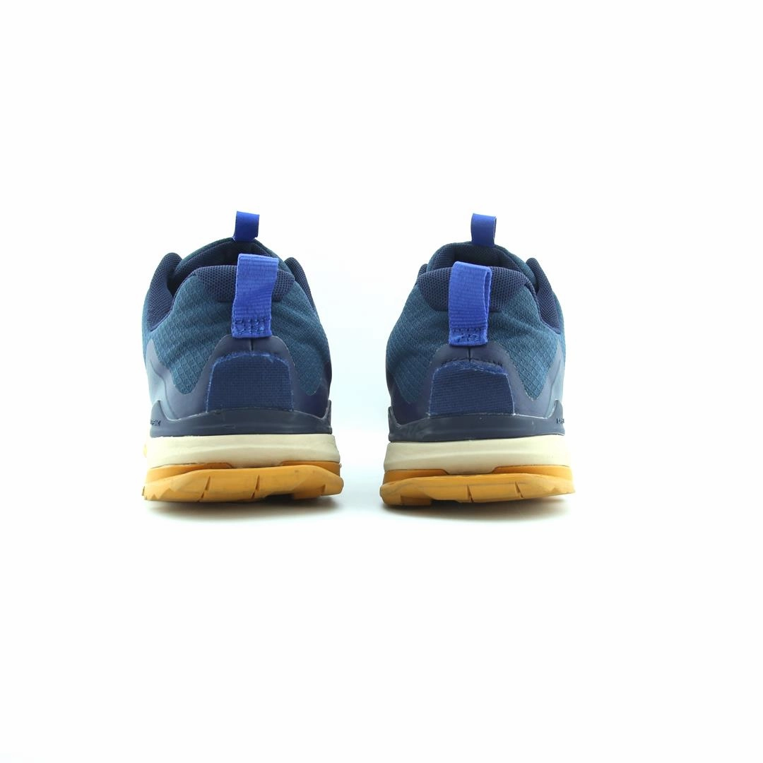 ALTRA LONE PEAK 7 lightweight athletic shoe look