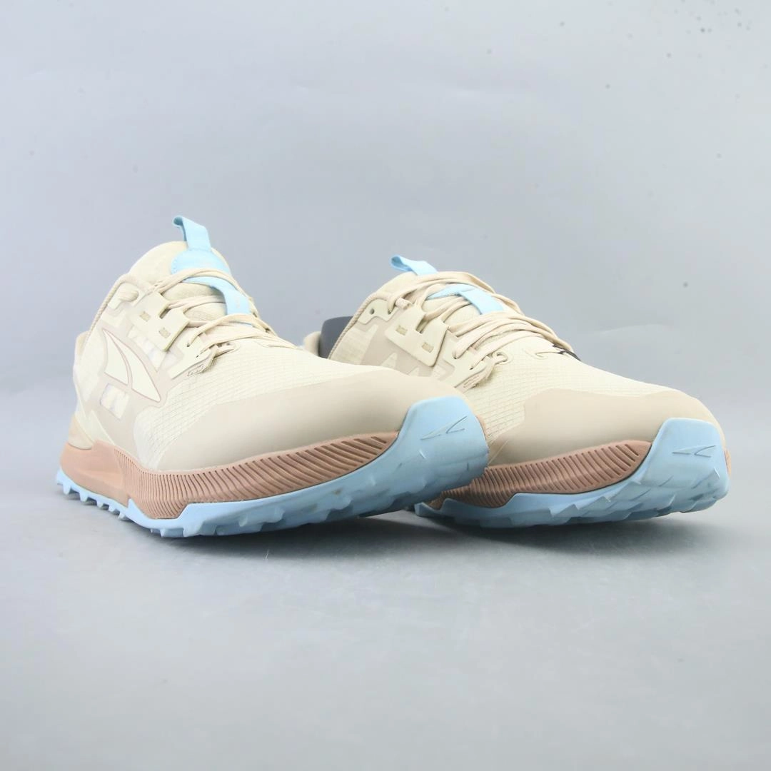 ALTRA LONE PEAK 7 lightweight athletic shoe look