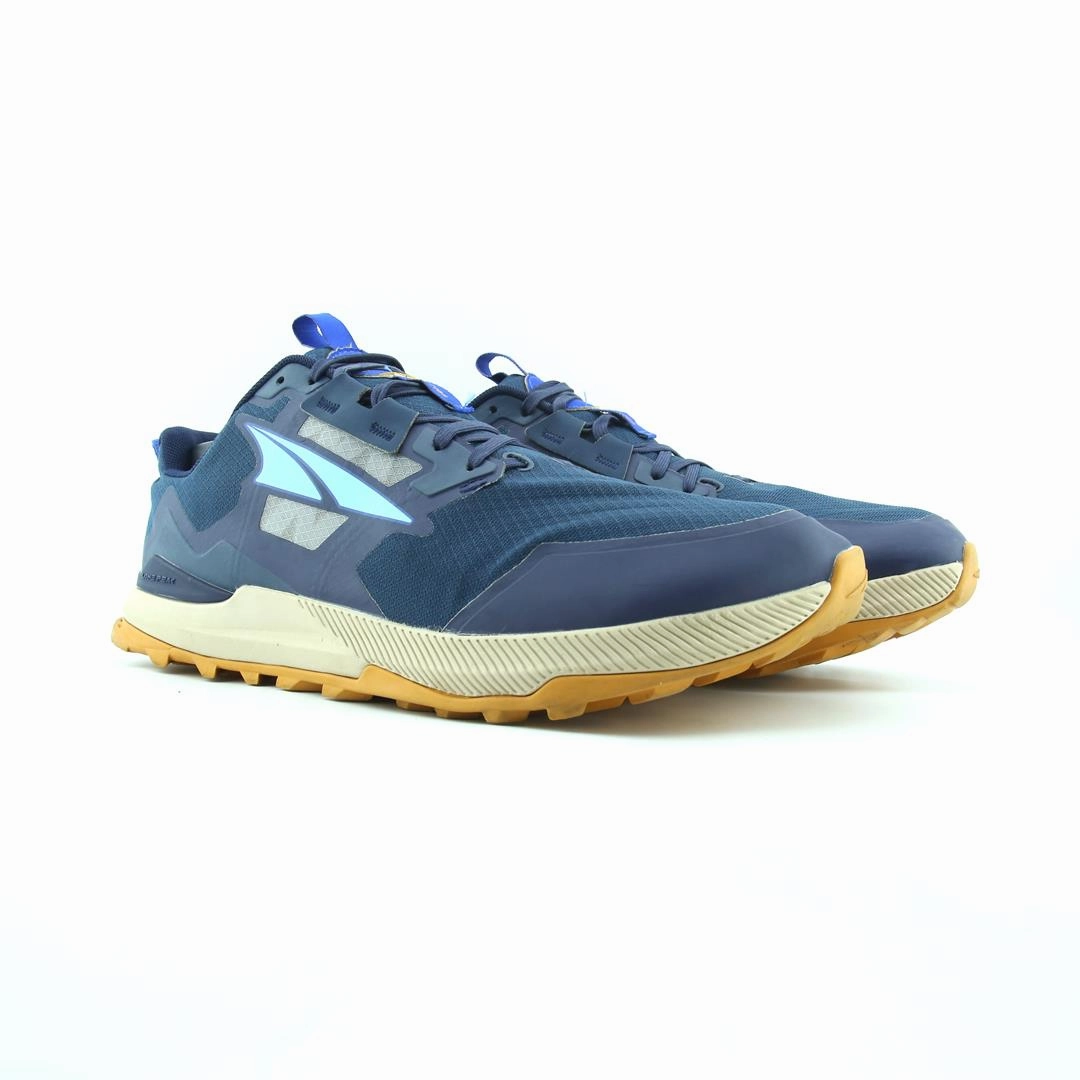 ALTRA LONE PEAK 7 lightweight athletic shoe look