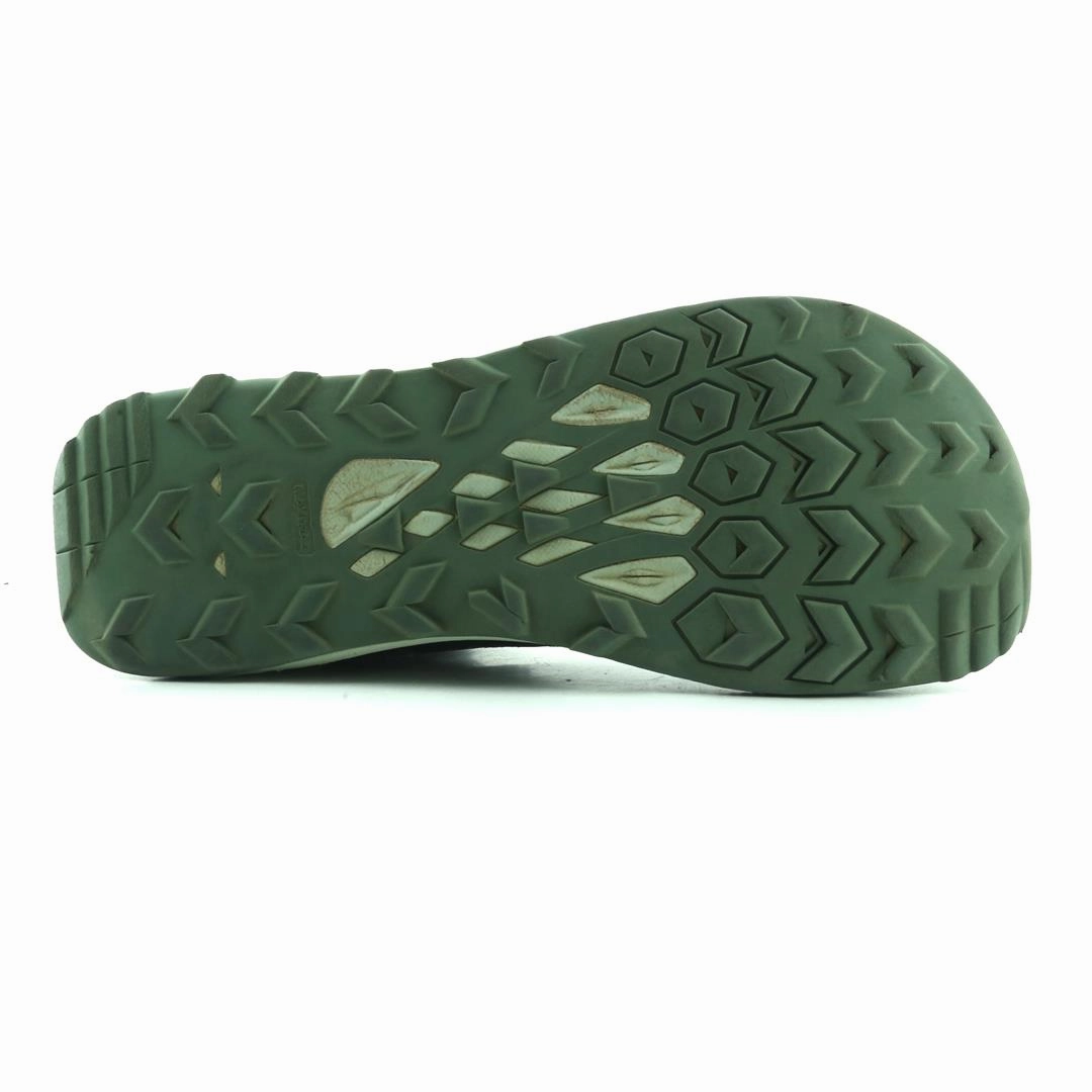 ALTRA LONE PEAK 8 lightweight athletic shoe look