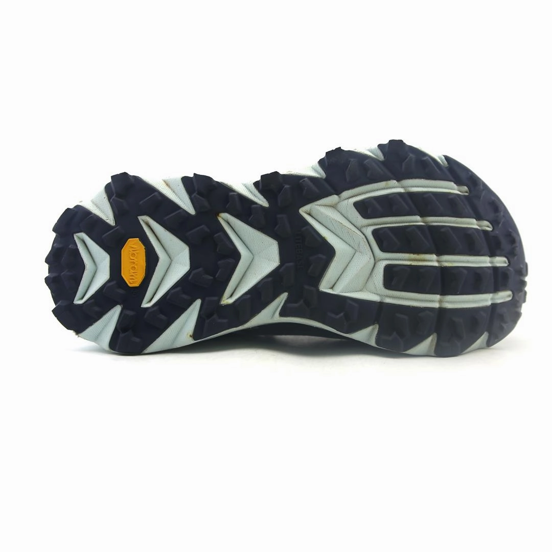 ALTRA MONT BLANC lightweight athletic shoe look