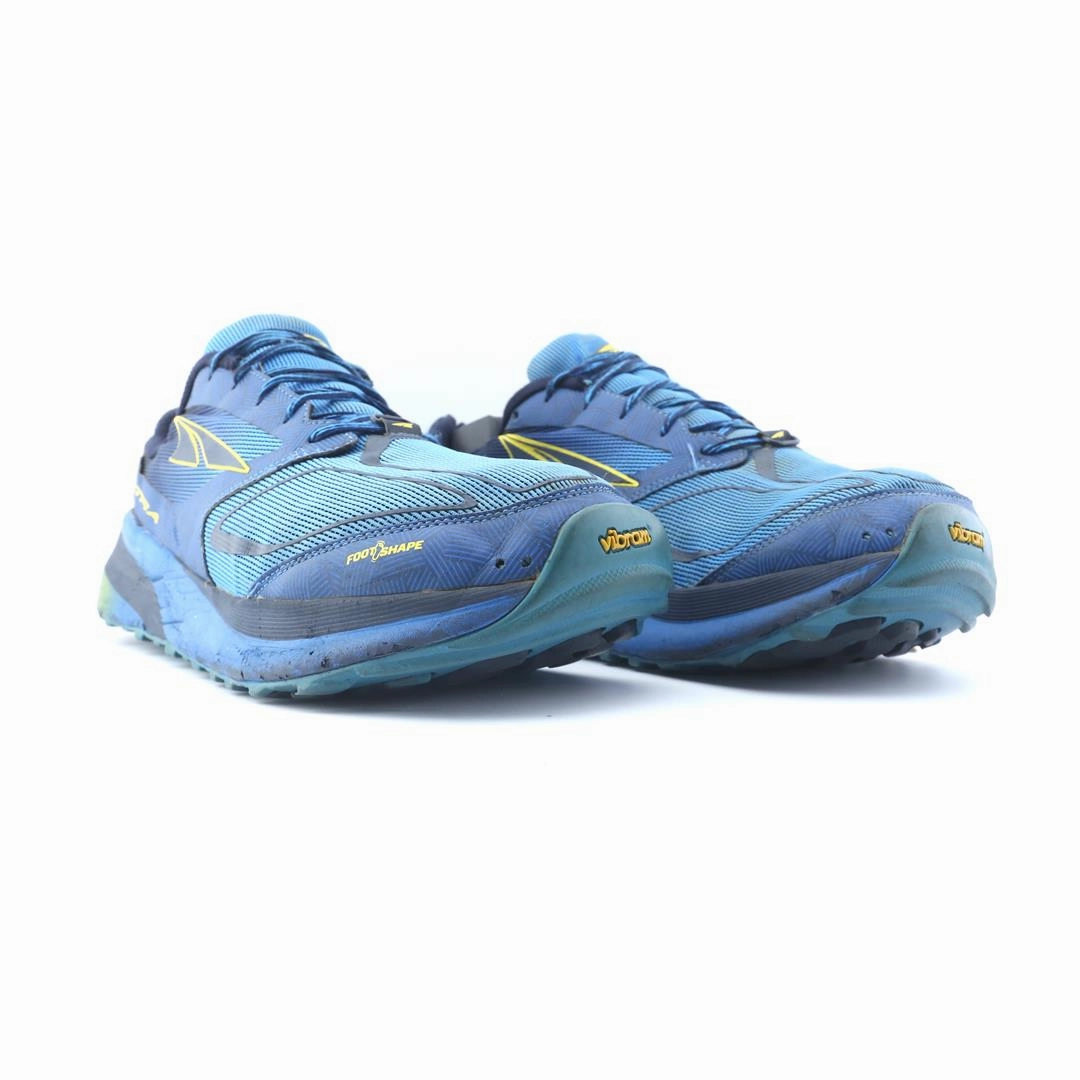 ALTRA OLYMPUS 3.5 lightweight athletic shoe look