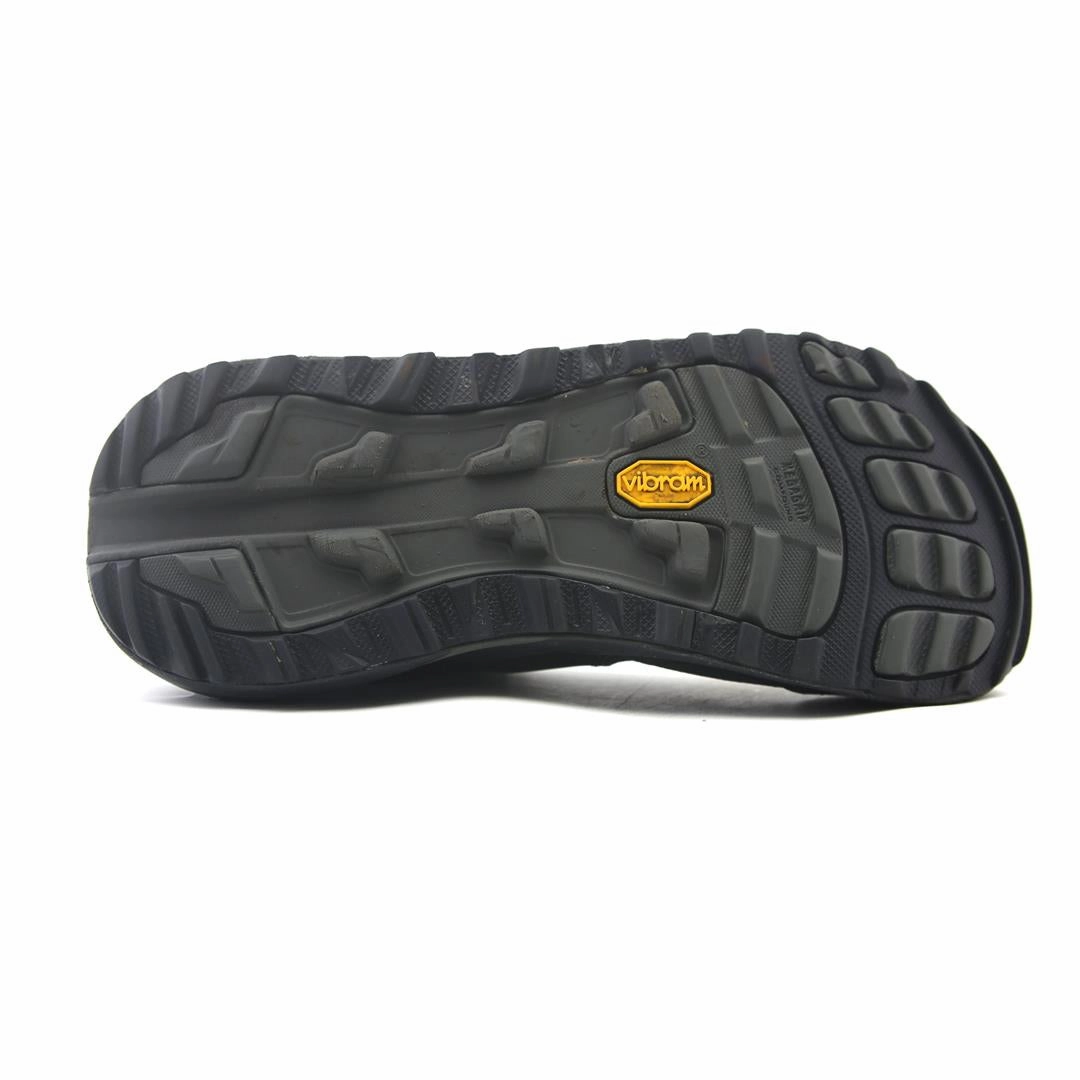 ALTRA OLYMPUS 3 lightweight athletic shoe look