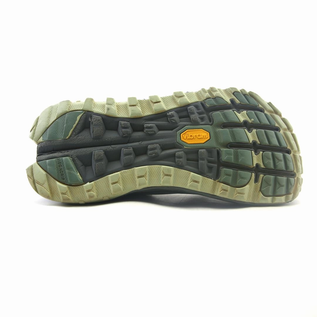 ALTRA OLYMPUS 4.0 lightweight athletic shoe look