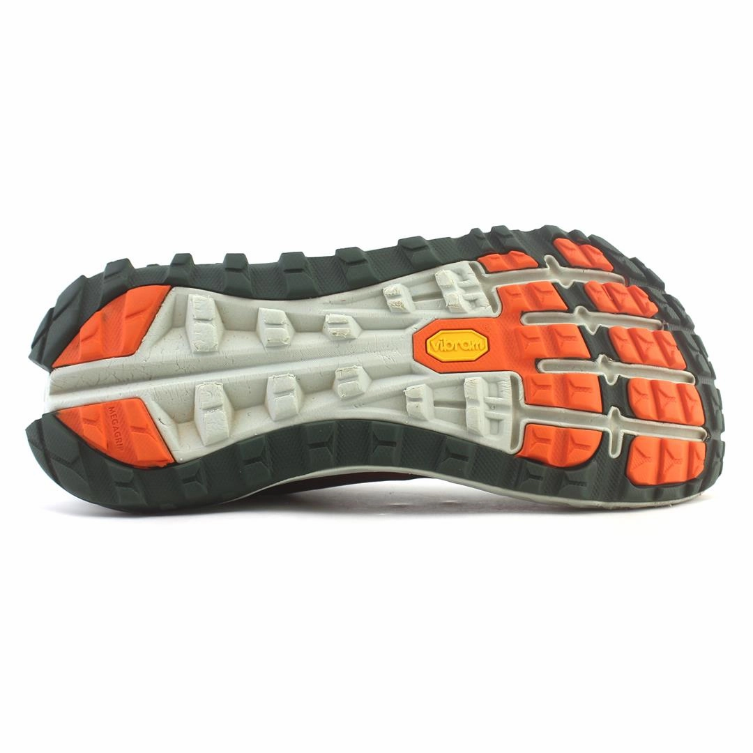 ALTRA OLYMPUS 4 lightweight athletic shoe look