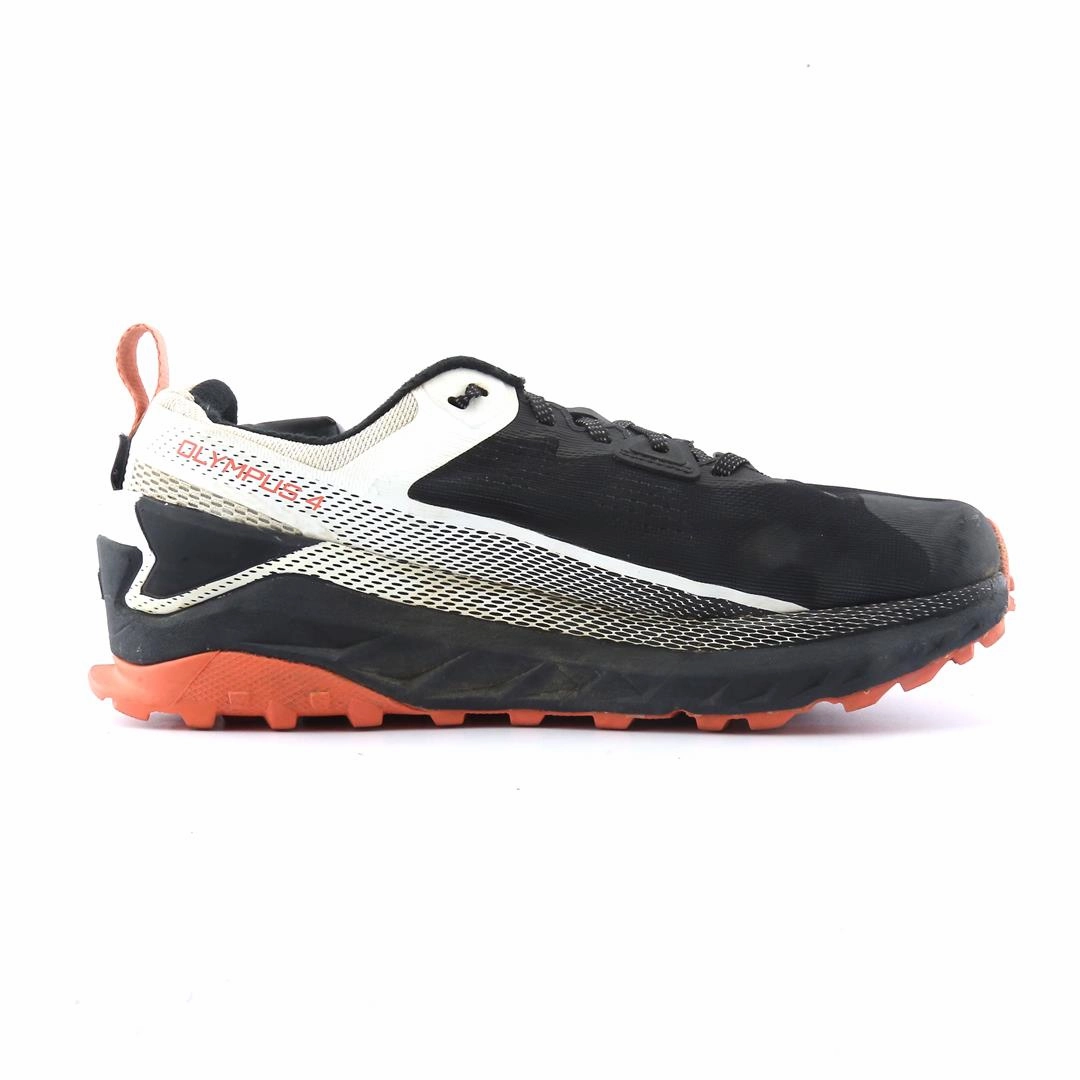 ALTRA OLYMPUS 4 lightweight athletic shoe look