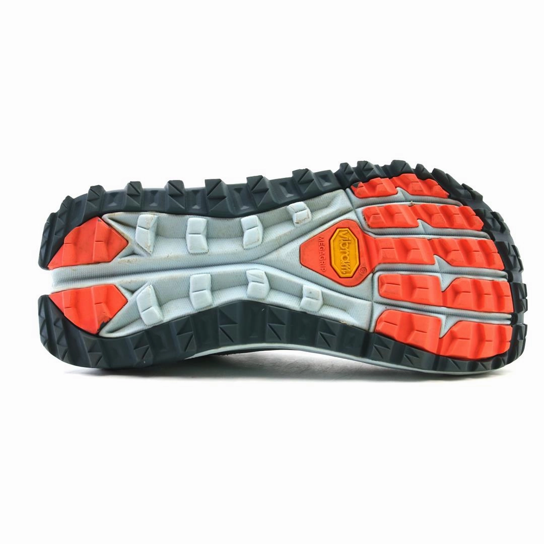 ALTRA OLYMPUS 5 lightweight athletic shoe look