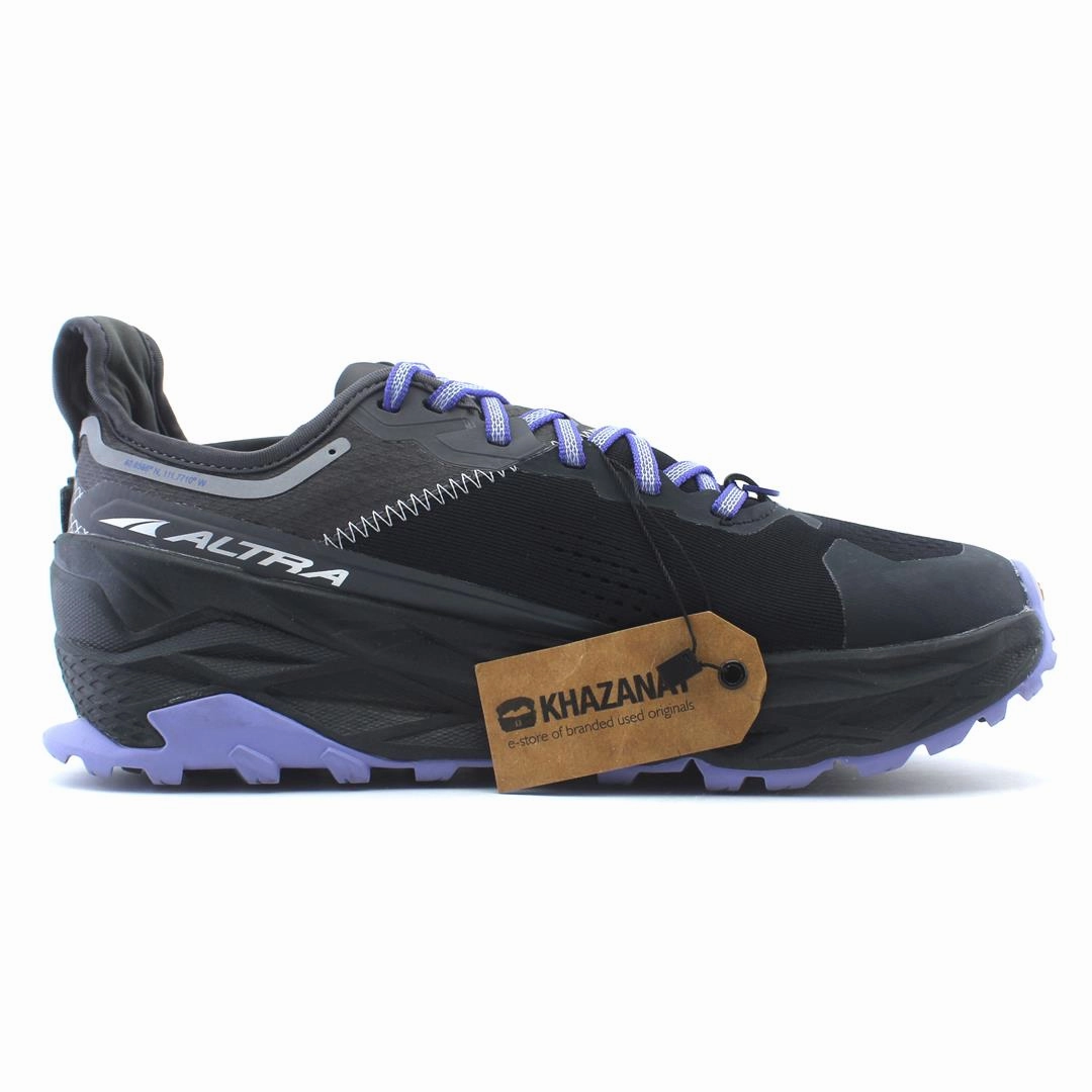 ALTRA OLYMPUS 5 lightweight athletic shoe look