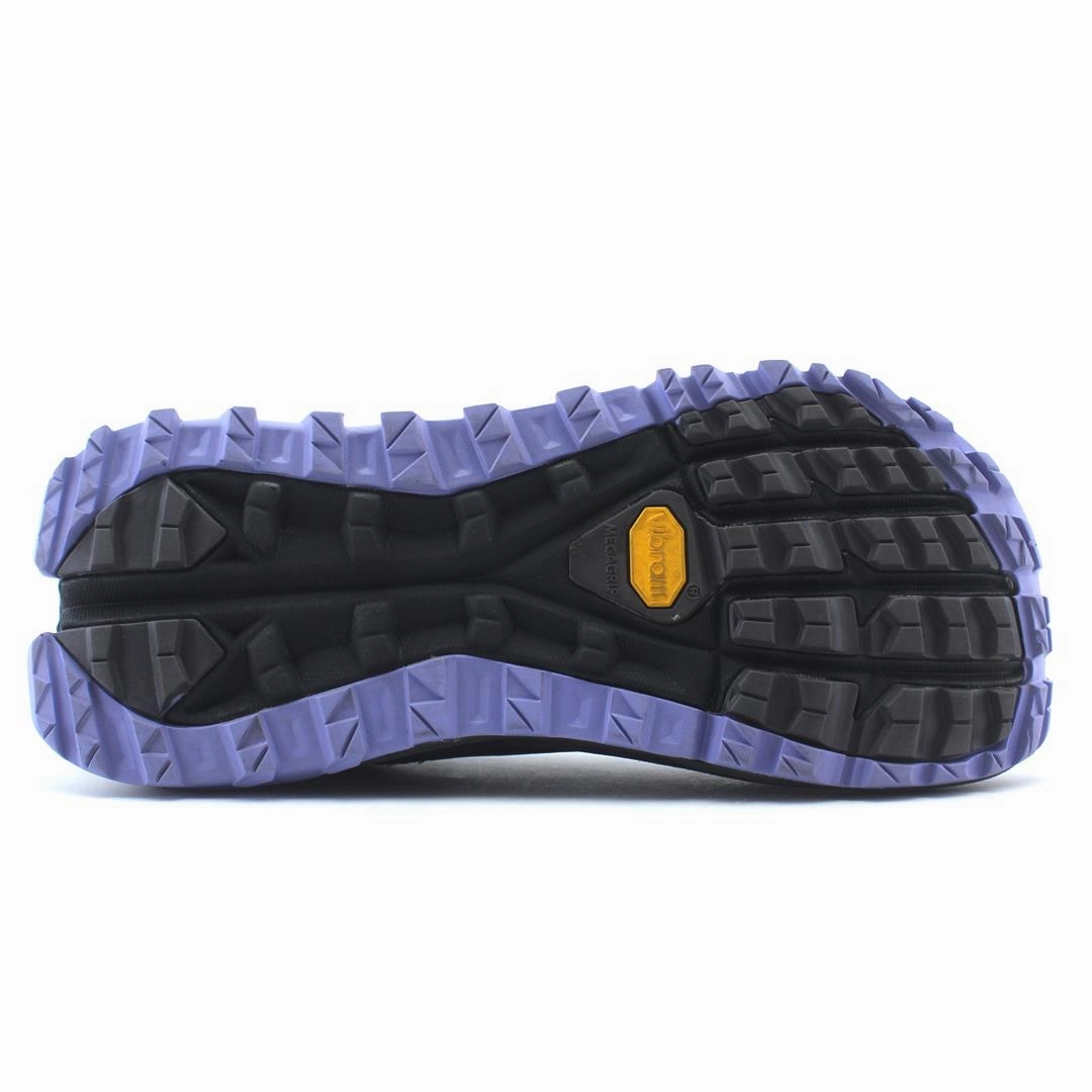 ALTRA OLYMPUS 5 lightweight athletic shoe look