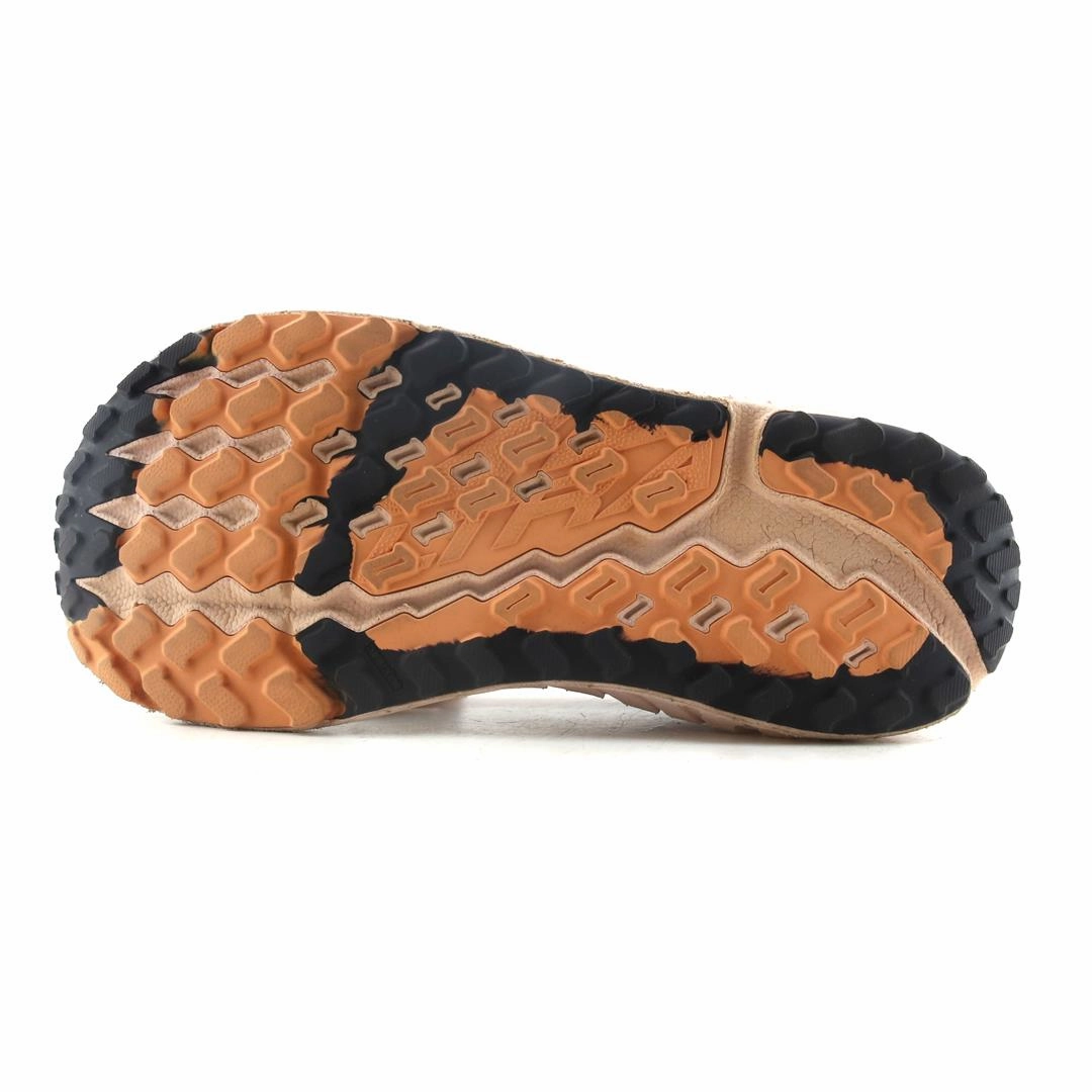 ALTRA OUTROAD lightweight athletic shoe look