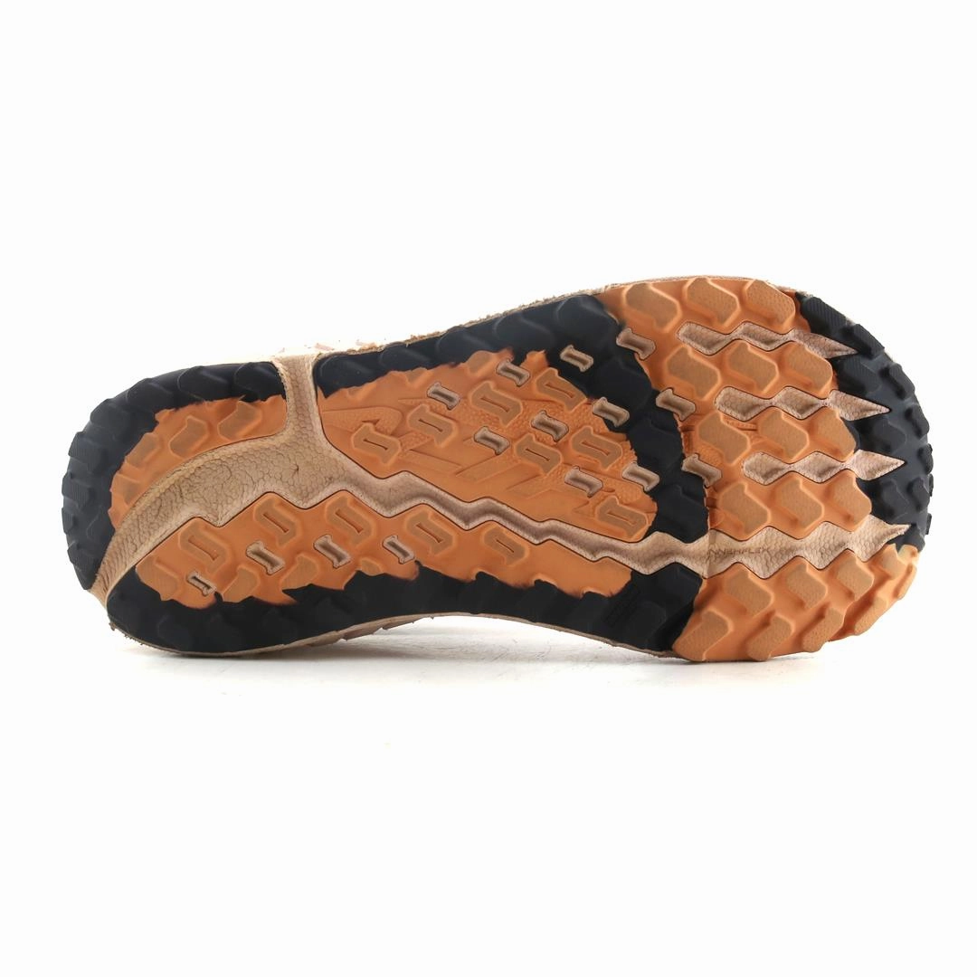 ALTRA OUTROAD lightweight athletic shoe look