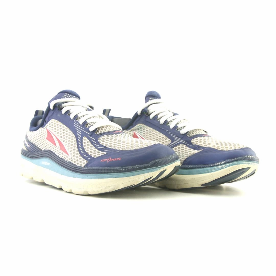 ALTRA PARADIGM 3.0 lightweight athletic shoe look