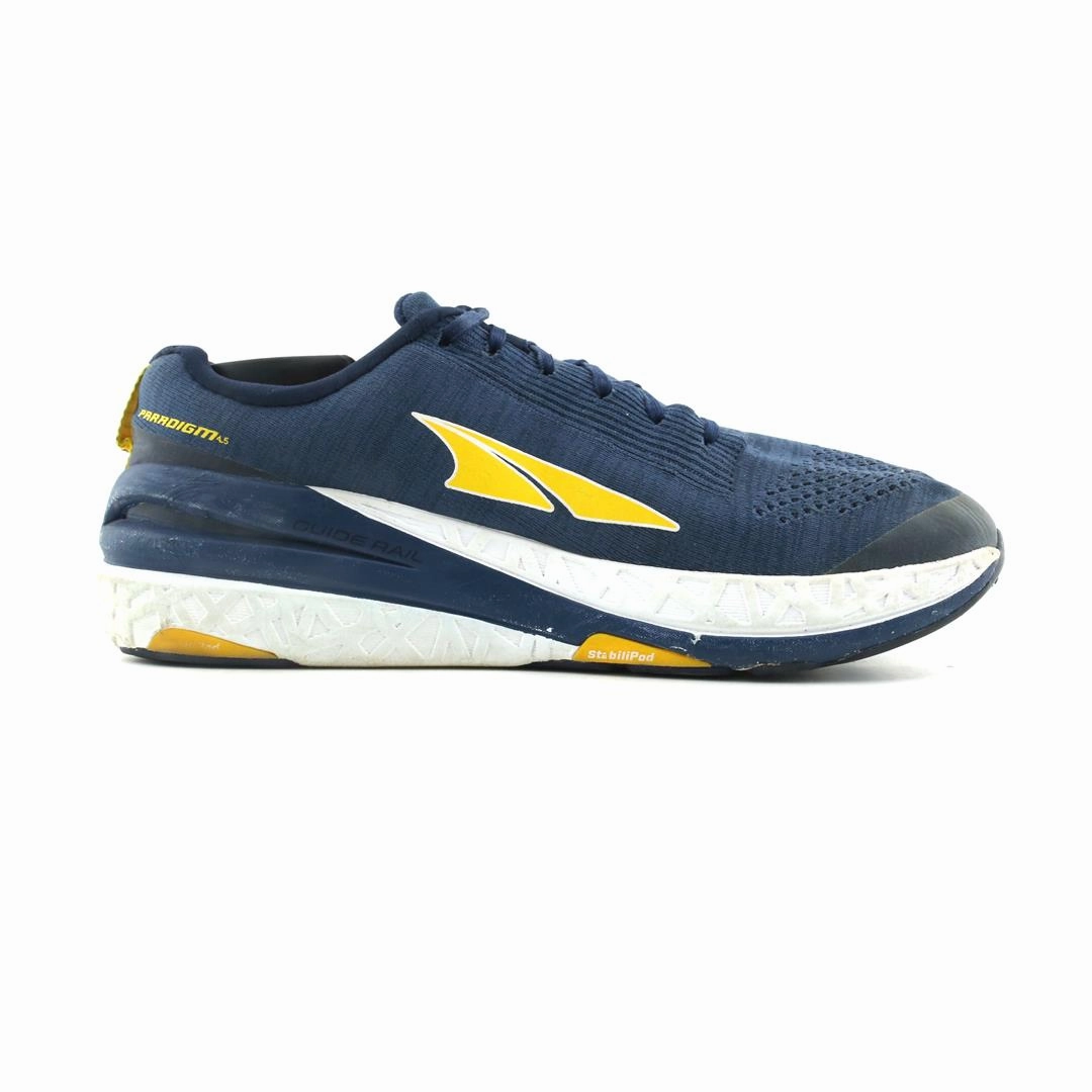 ALTRA PARADIGM 4.5 lightweight athletic shoe look