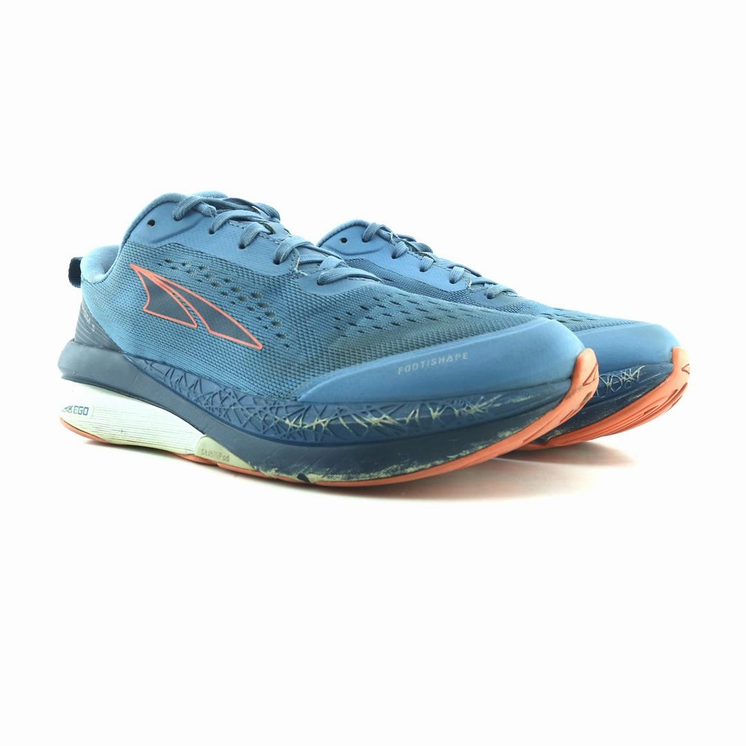 ALTRA PARADIGM 5.0 lightweight athletic shoe look