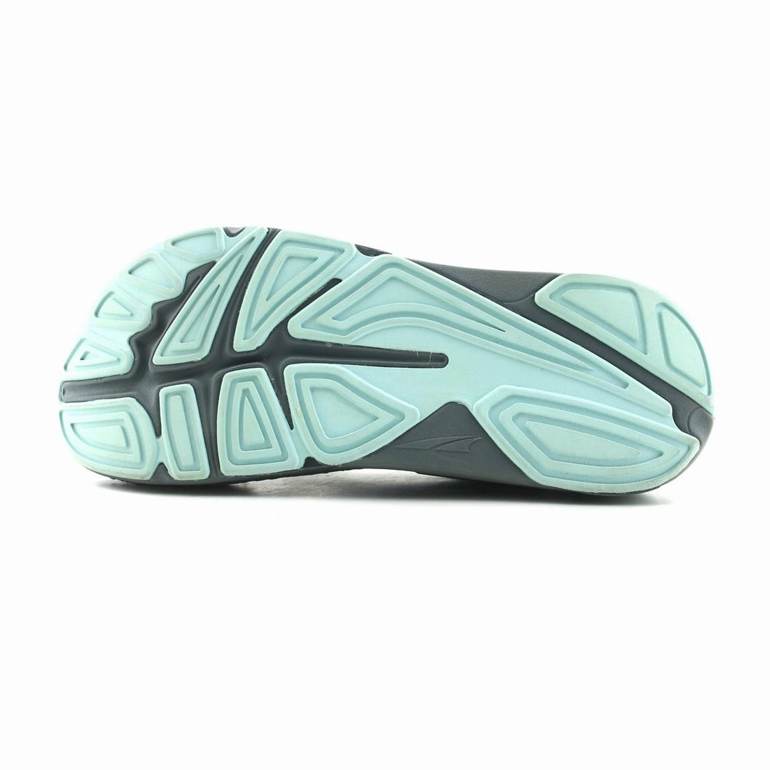 ALTRA PARADIGM 5 lightweight athletic shoe look