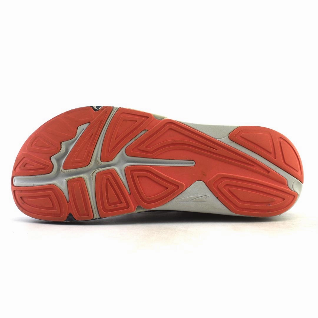 ALTRA PARADIGM 5 lightweight athletic shoe look