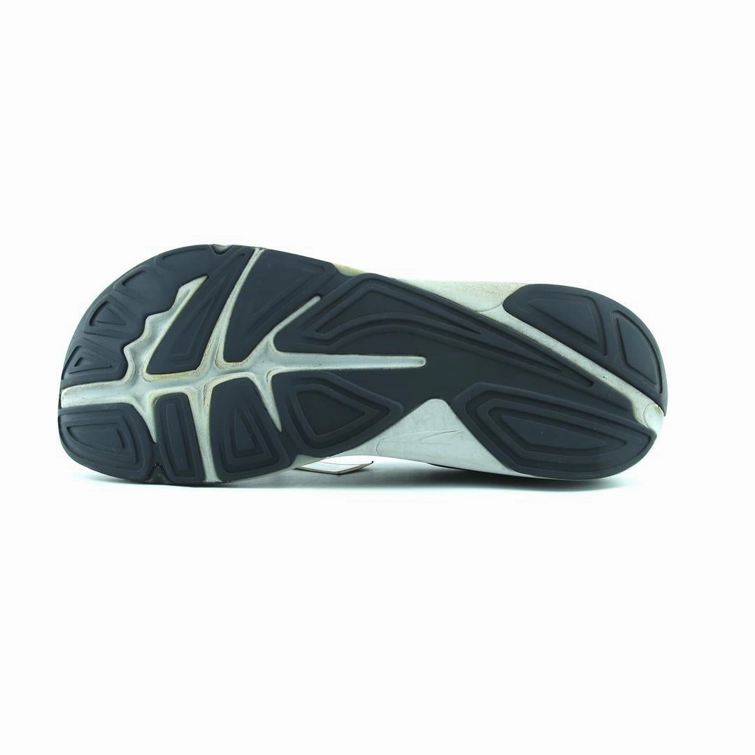 ALTRA PARADIGM 5 lightweight athletic shoe look