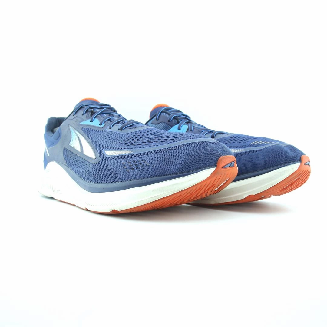 ALTRA PARADIGM 6.0 lightweight athletic shoe look