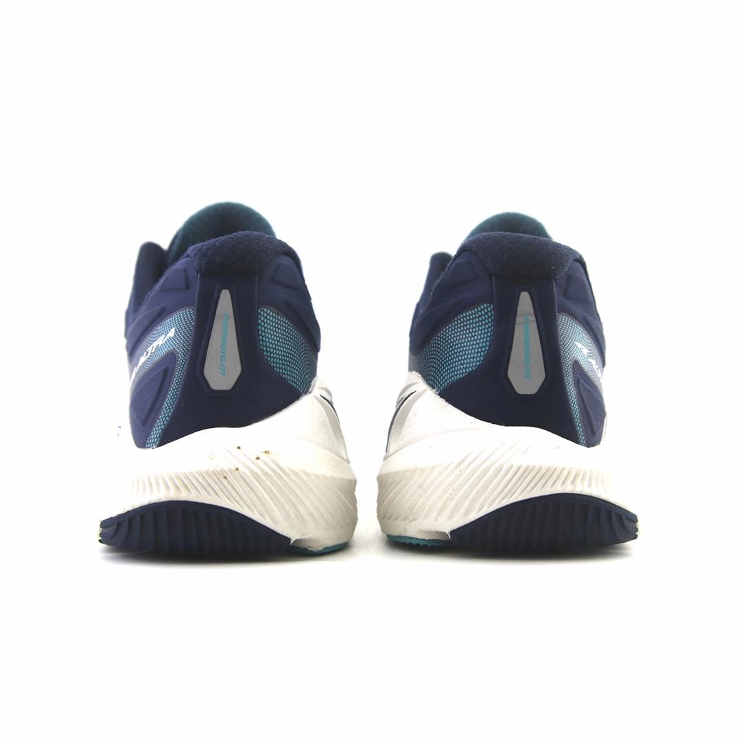 ALTRA PARADIGM 6.0 lightweight athletic shoe look
