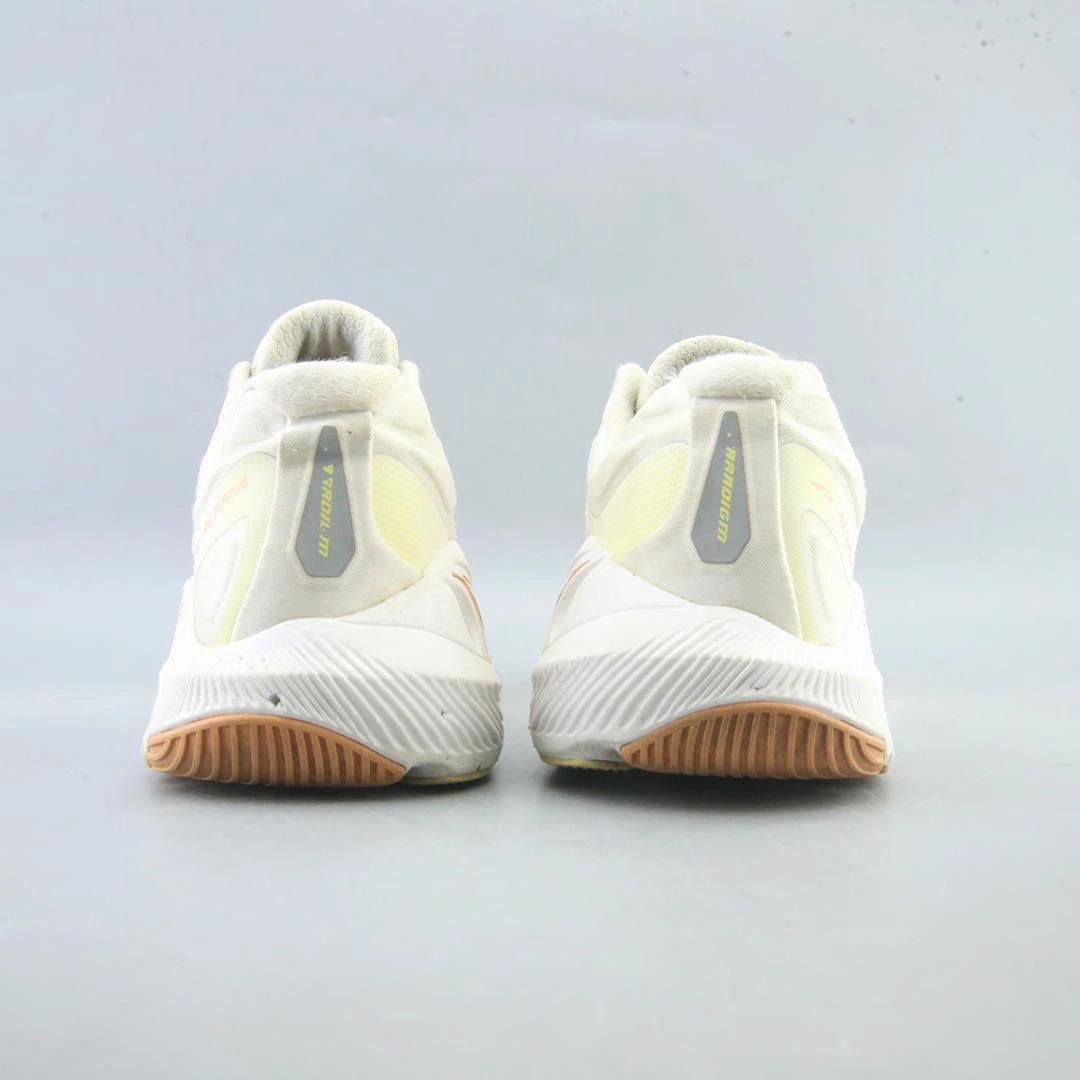 ALTRA PARADIGM 6 lightweight athletic shoe look
