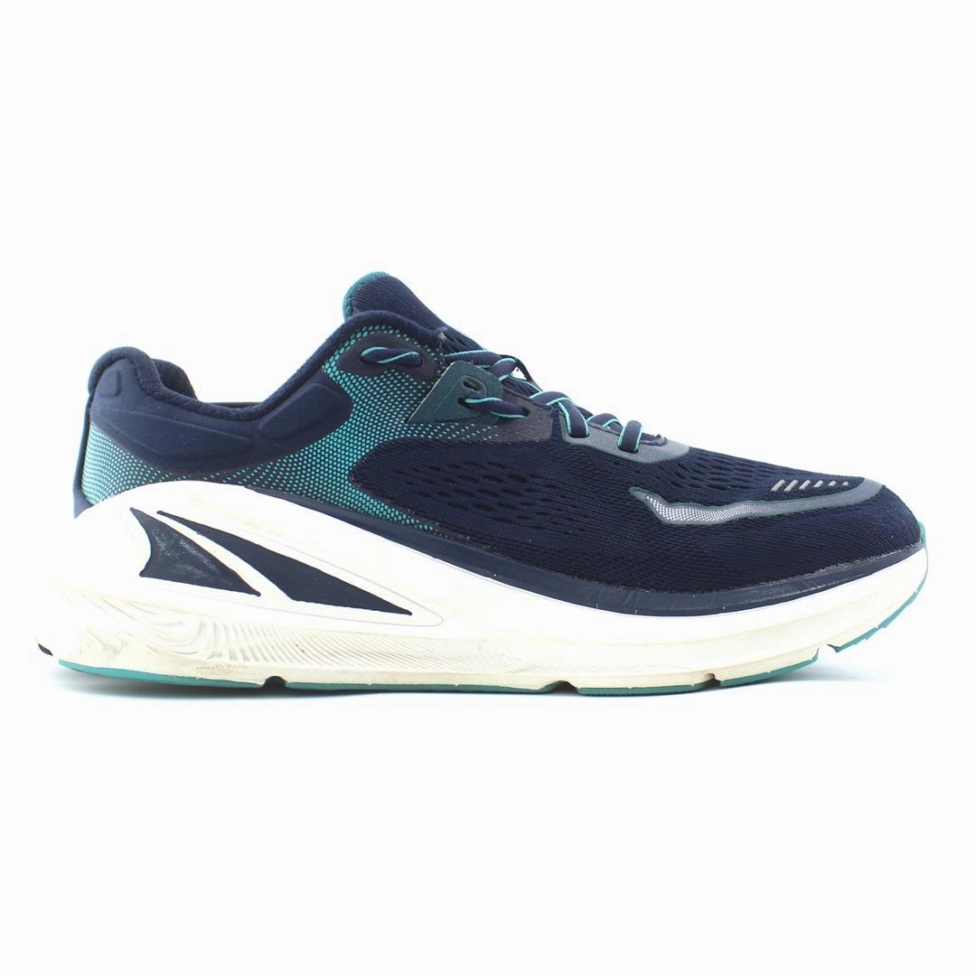 ALTRA PARADIGM 6 lightweight athletic shoe look